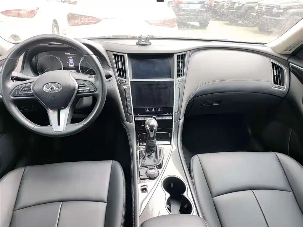 Infiniti Q50L 2022 2.0T Comfort Edition