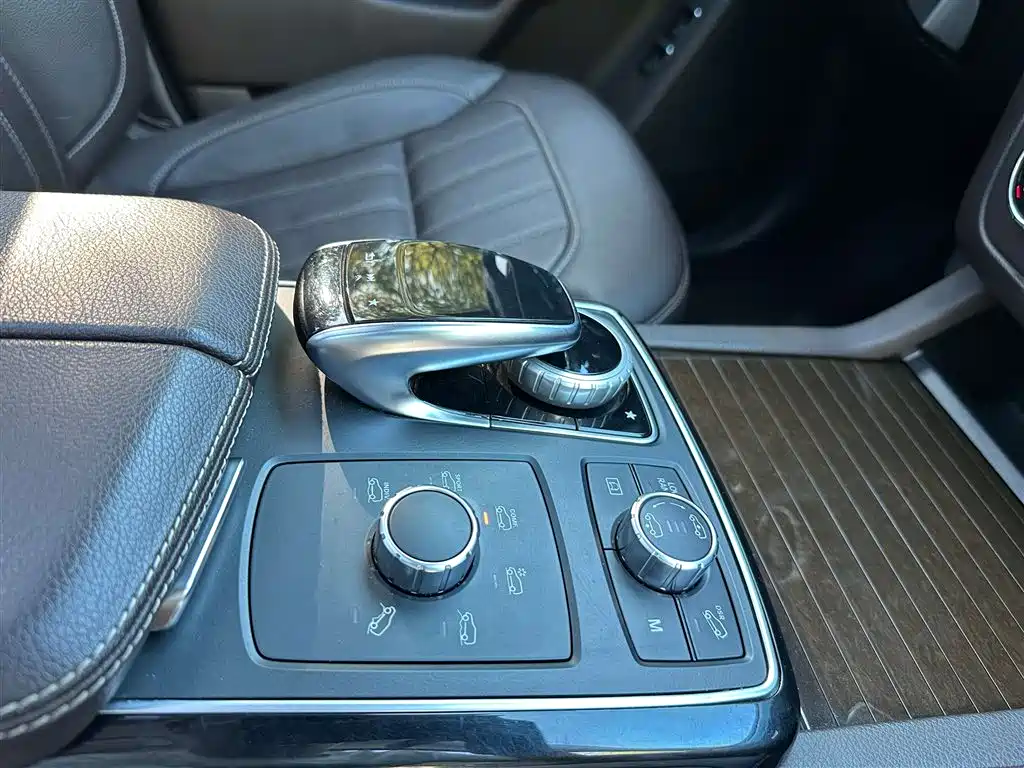 Mercedes-Benz GLS 400 4MATIC Luxury