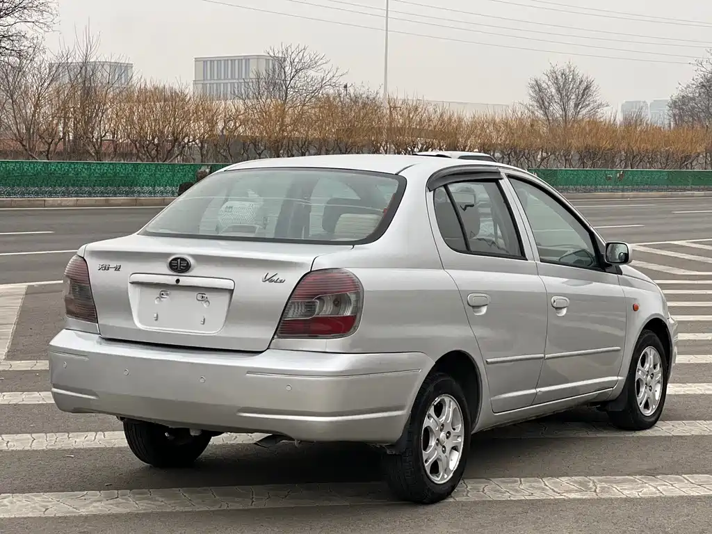 Vela 2013 1.5L Manual