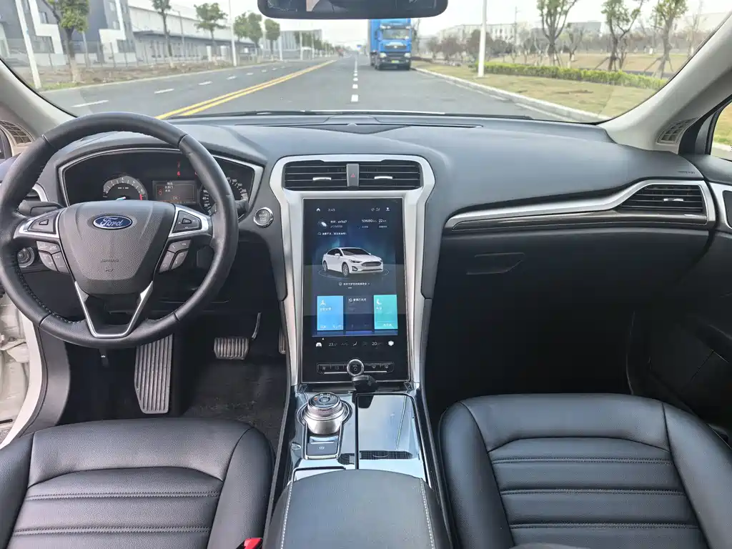Ford Mondeo 2020 EcoBoost 180 Fashion