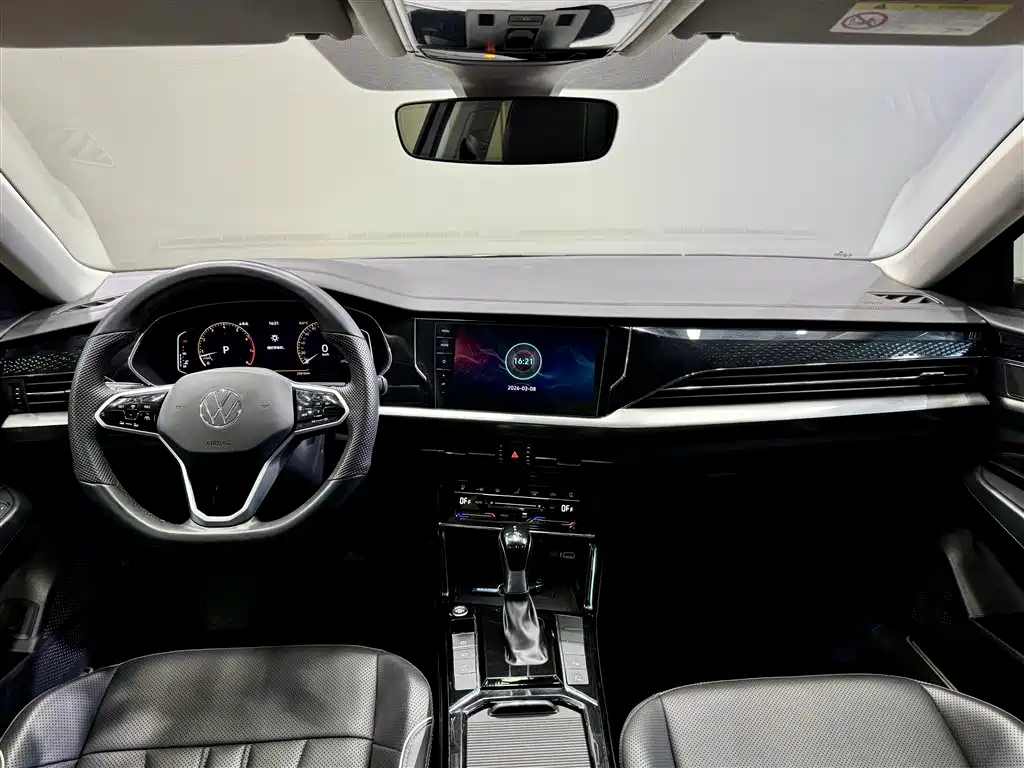 Volkswagen Passat 2024 380TSI Luxury Edition