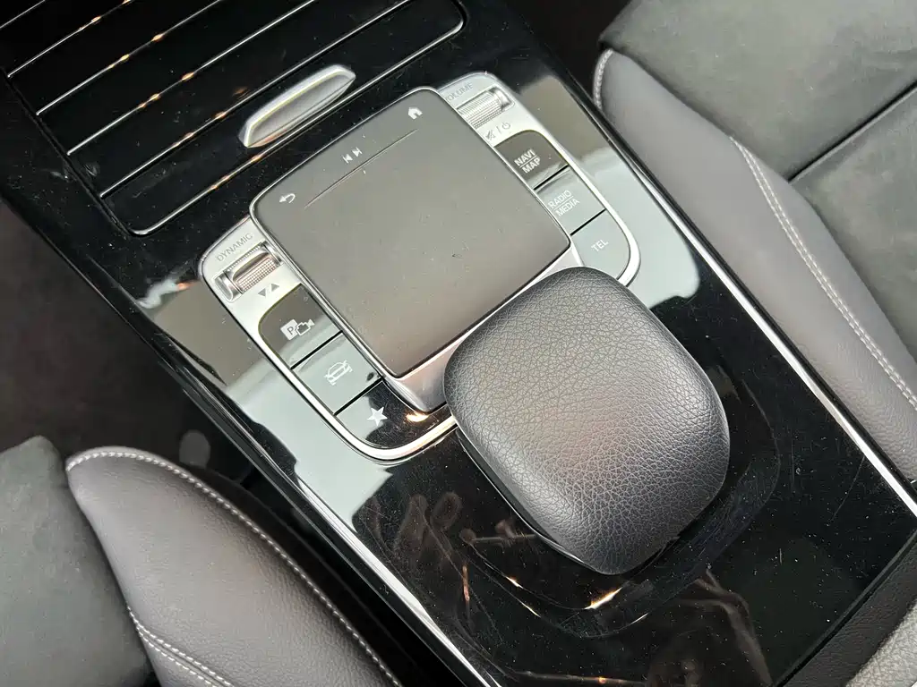 Mercedes-Benz A-Class 2019 A 200 L