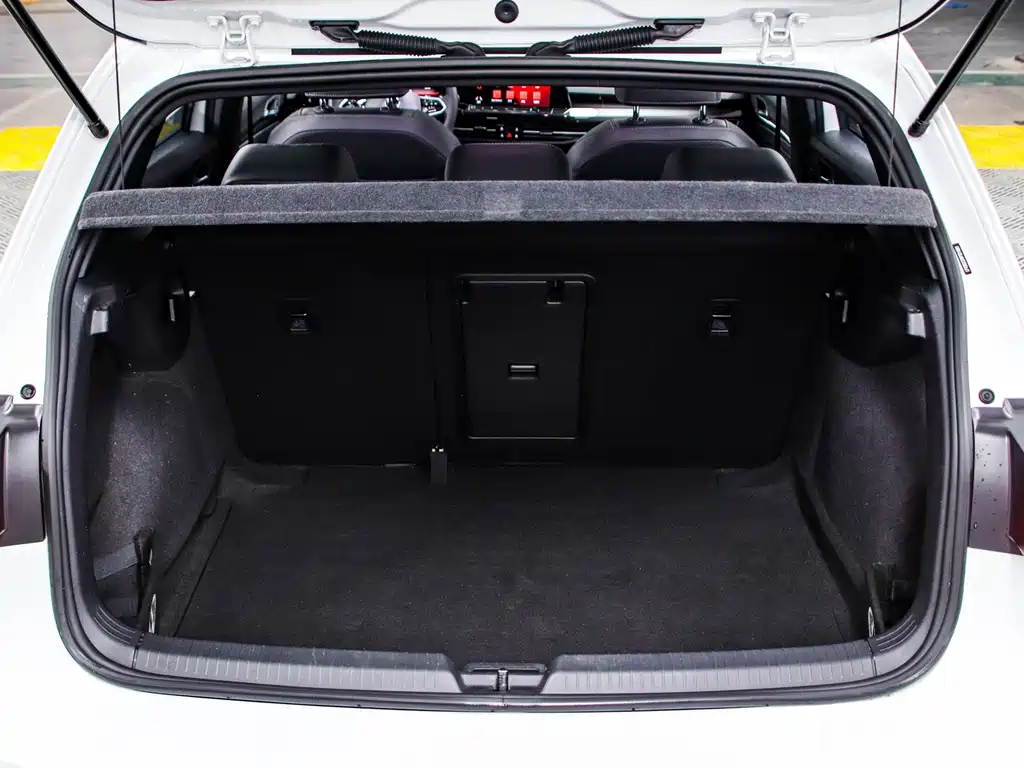 Golf 2023 280TSI DSG R-Line Lite