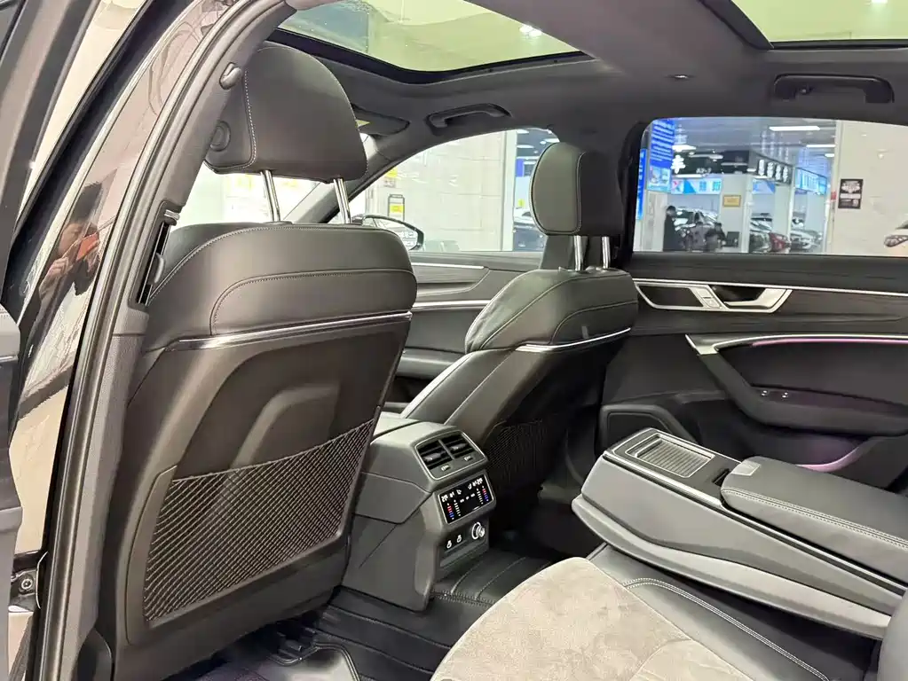 Audi A6L 2024 45 TFSI quattro Zhenxuan Dynamic Edition