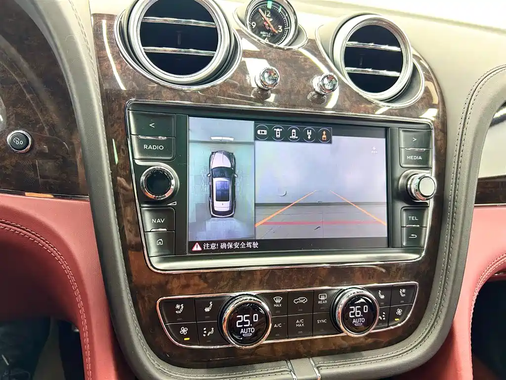 Bentley Bentayga 2016 6.0T Standard Edition