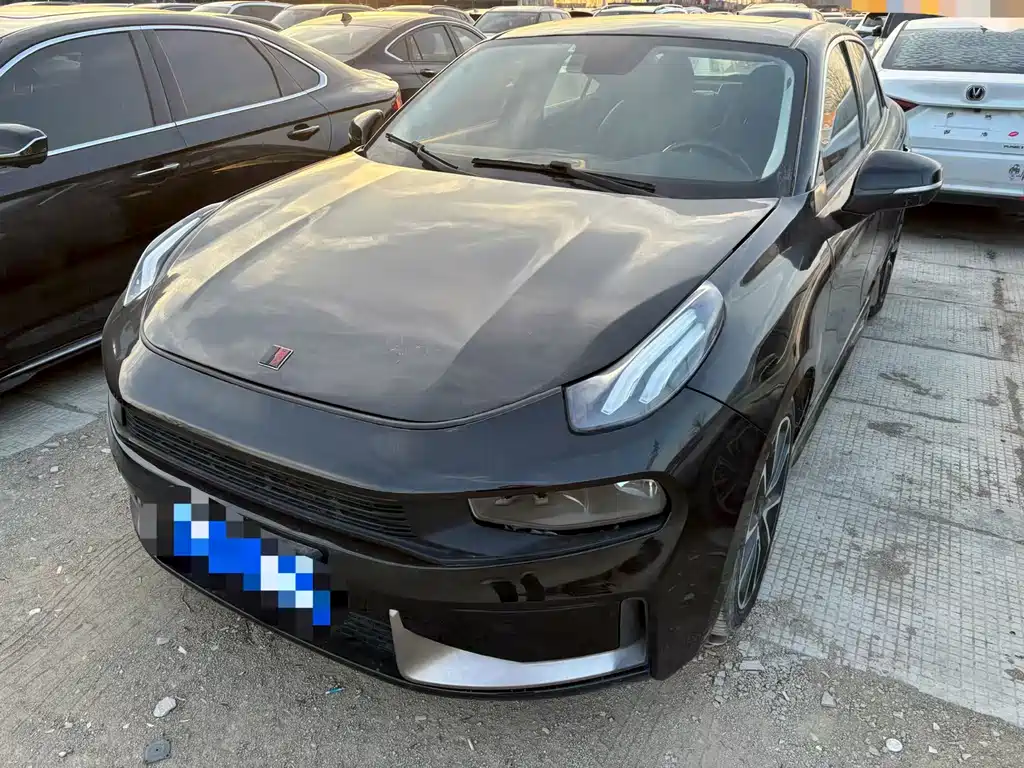 Lynk & Co 03 2019 2.0TD Automatic Jing Edition