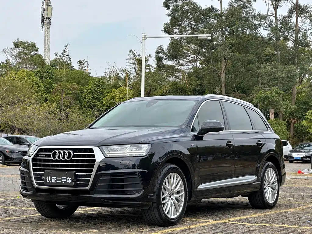 Audi Q7 2019 55 TFSI Technology Edition