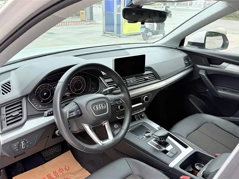 Audi Q5L 2018 40 TFSI Fashion Edition