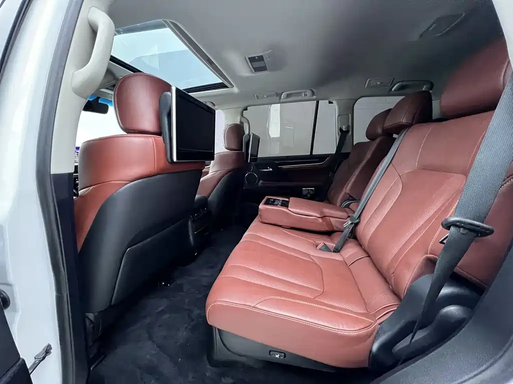 Lexus LX 2016 570 Dynamic Luxury Edition