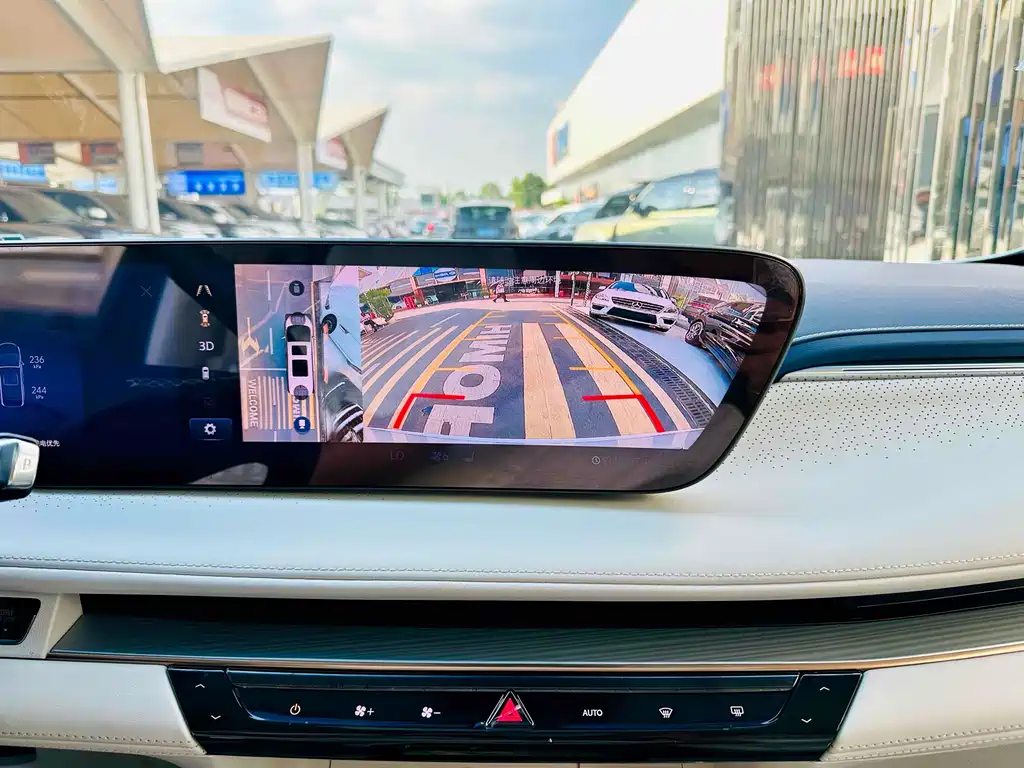 Buick GL8 PHEV 2024 Avenir Luxury Edition 6-Seater