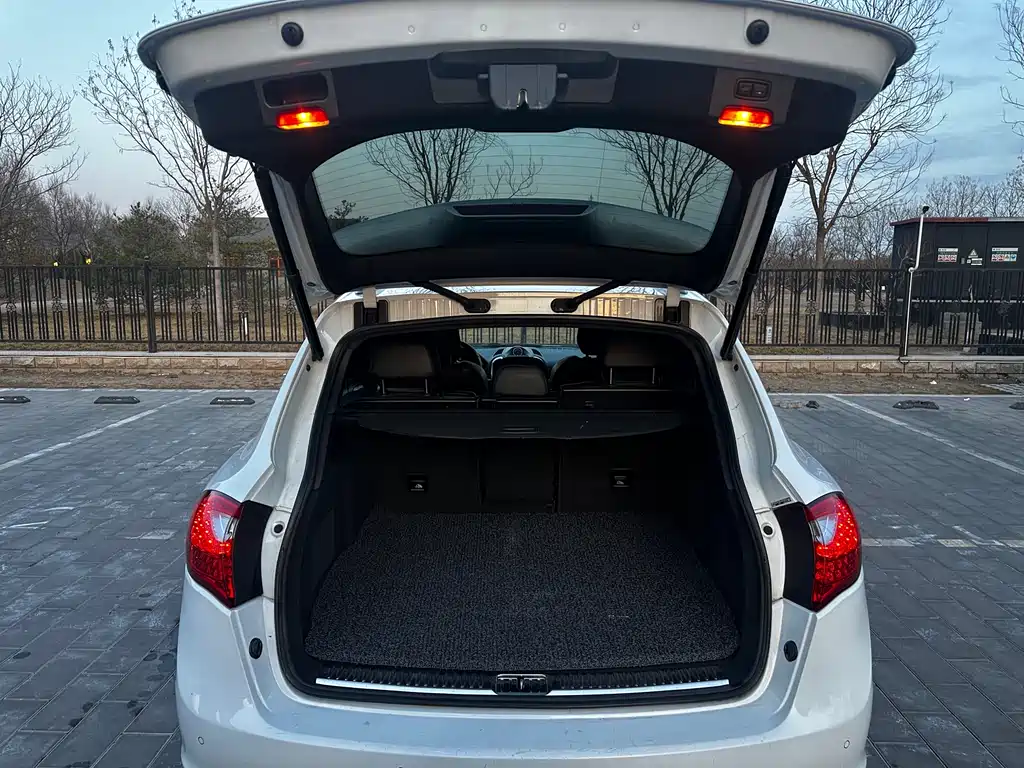 Cayenne 2014 Cayenne Platinum Edition 3.0T