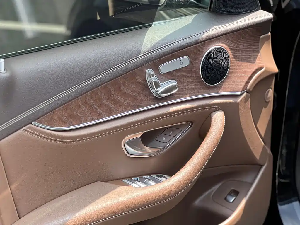 Mercedes-Benz E-Class 2023 E 260 L
