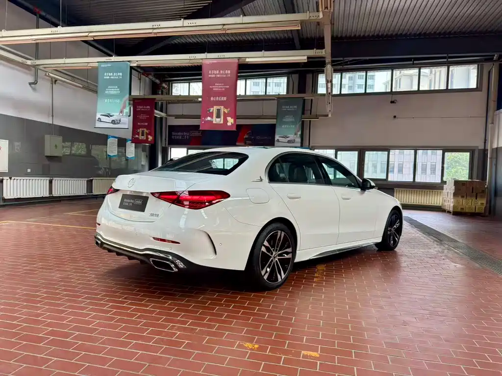 Mercedes-Benz C 350 eL