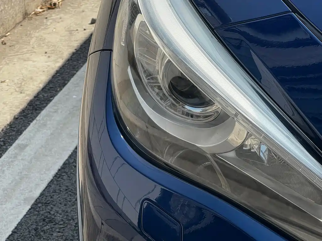 Infiniti Q50L 2.0T