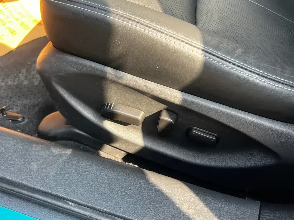 Infiniti Q50L 2.0T