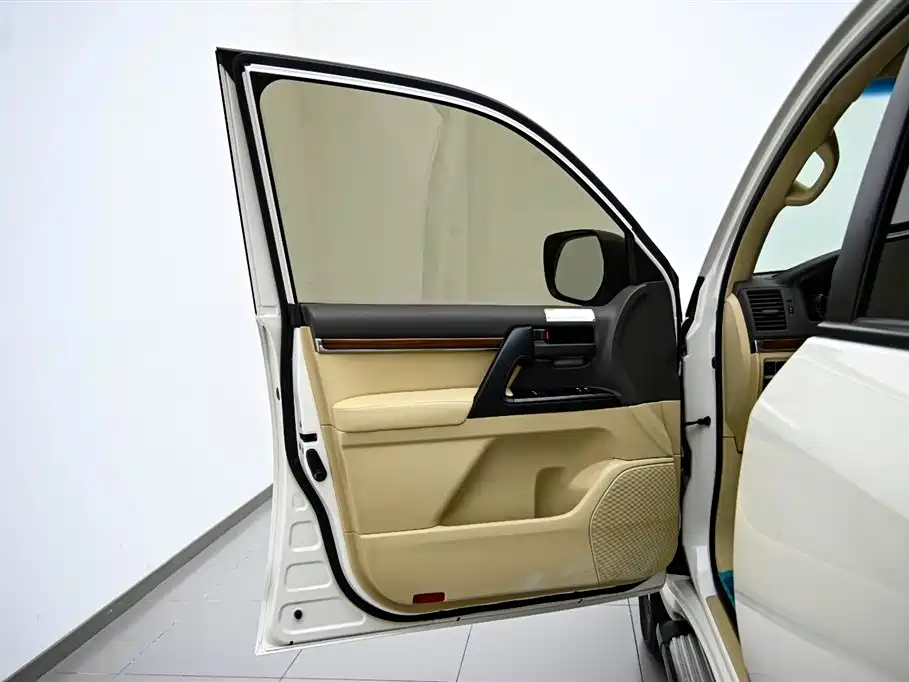 Land Cruiser 2017 4.0L Automatic