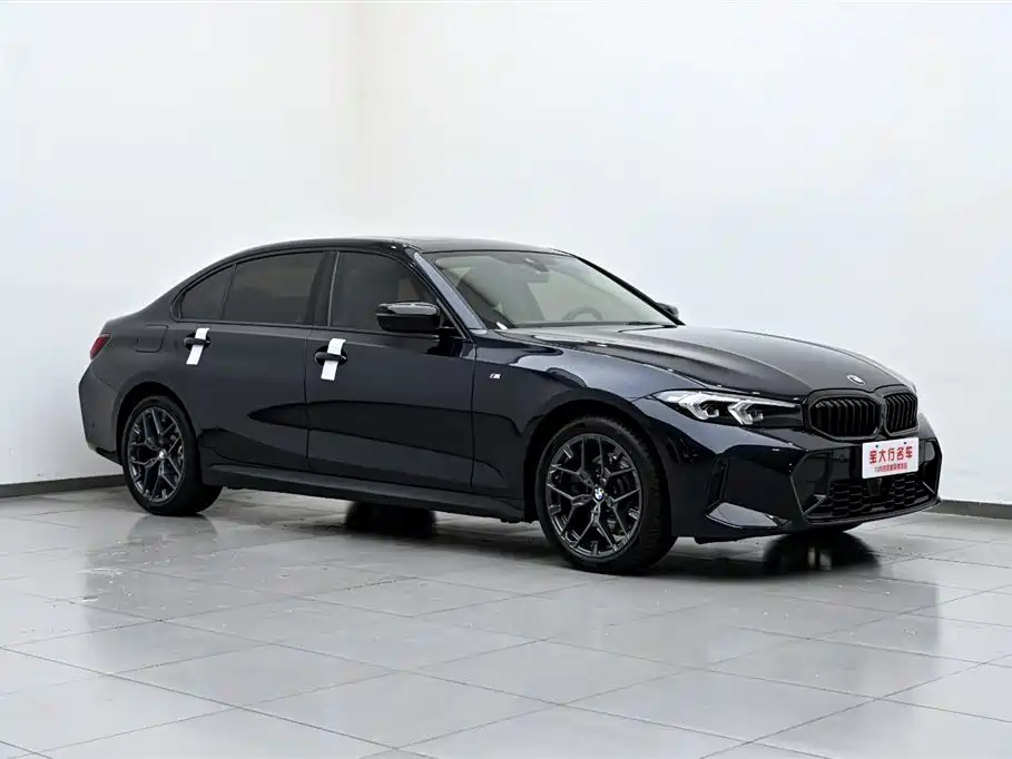BMW 3 Series 2025 330Li M Sport Night Edition