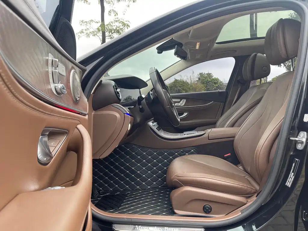 Mercedes-Benz E-Class 2022 Facelift E 300 L Fashion Edition