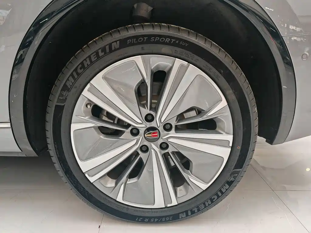 Hongqi E-HS9 2022 660km Qichang Edition 6-Seater