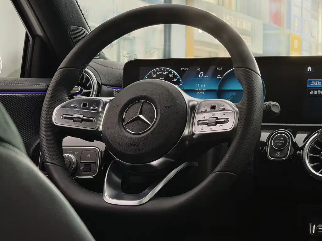 Mercedes-Benz A-Class 2022 Facelift 3 A 200 L Sport Sedan Fashion Edition