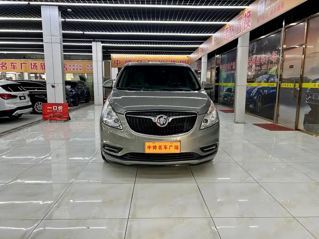 Buick GL8 2017 25S Luxury Model