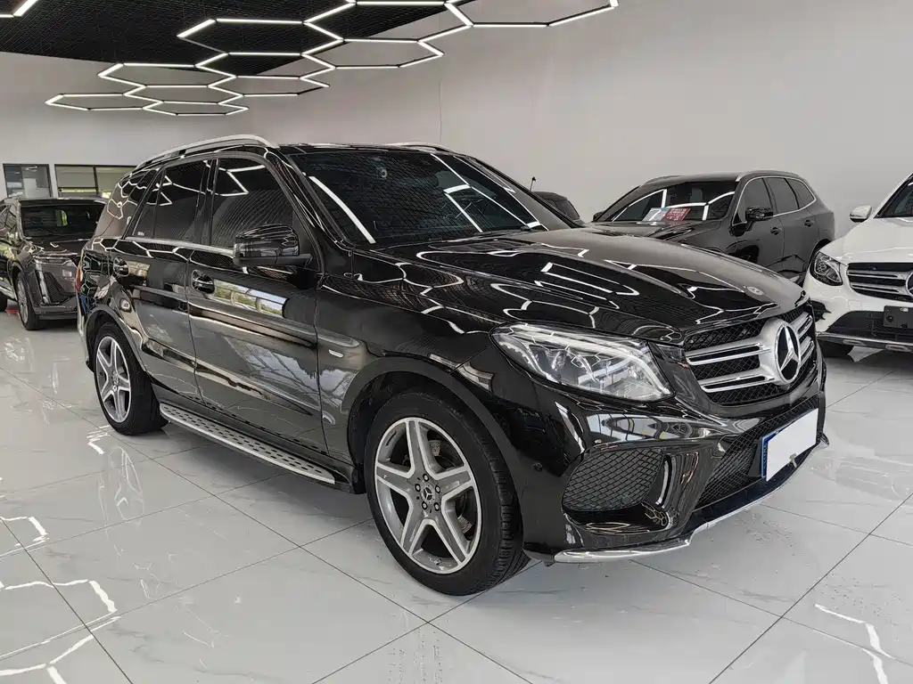 Mercedes-Benz GLE 400 4MATIC Collector's Edition