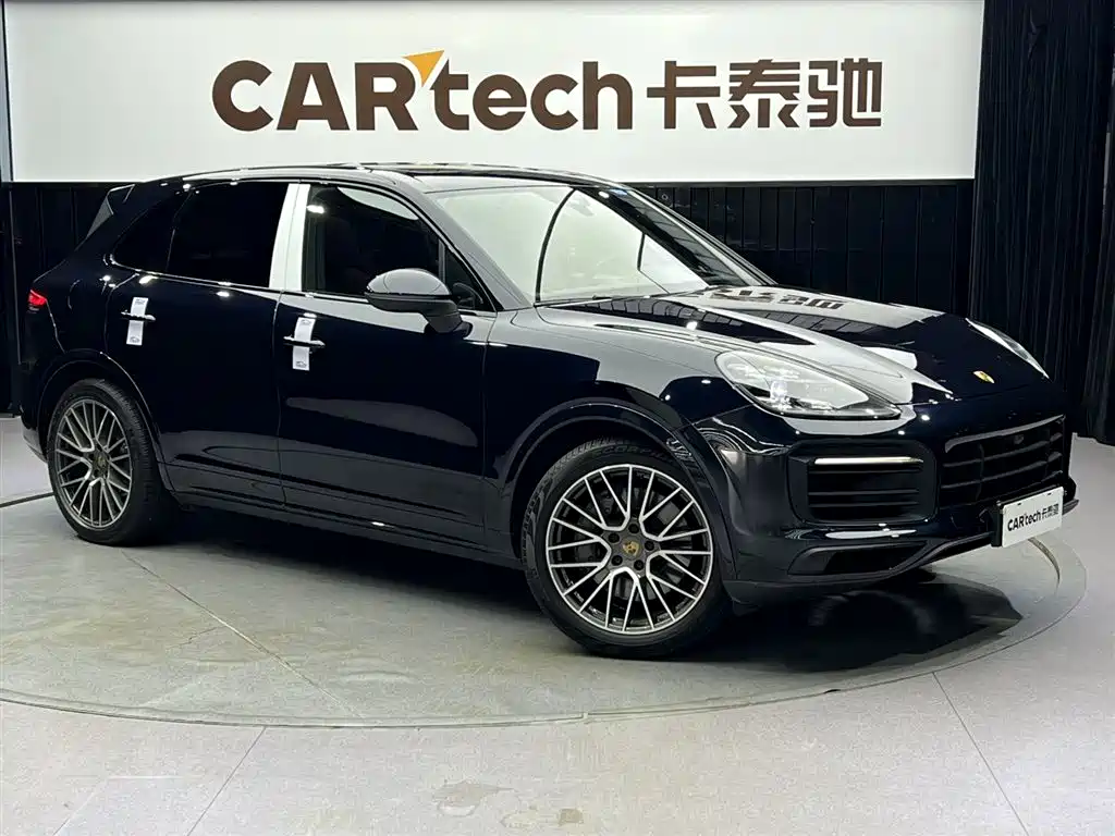 Porsche Cayenne 2022 Platinum Edition