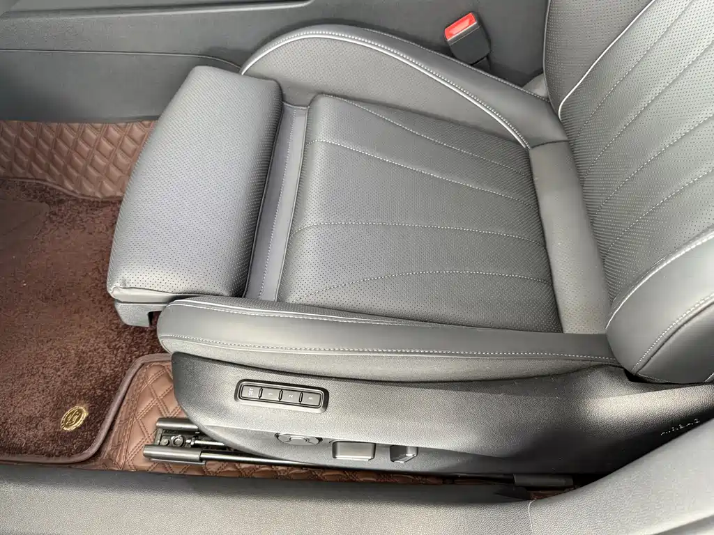 Passat 2025 Pro 380TSI Longyao Edition