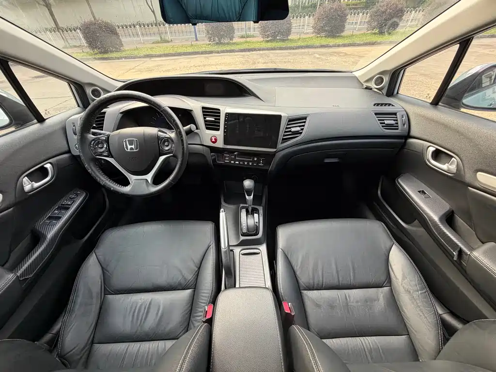 Honda Civic 2013 10th Anniversary Edition 1.8L Automatic Luxury