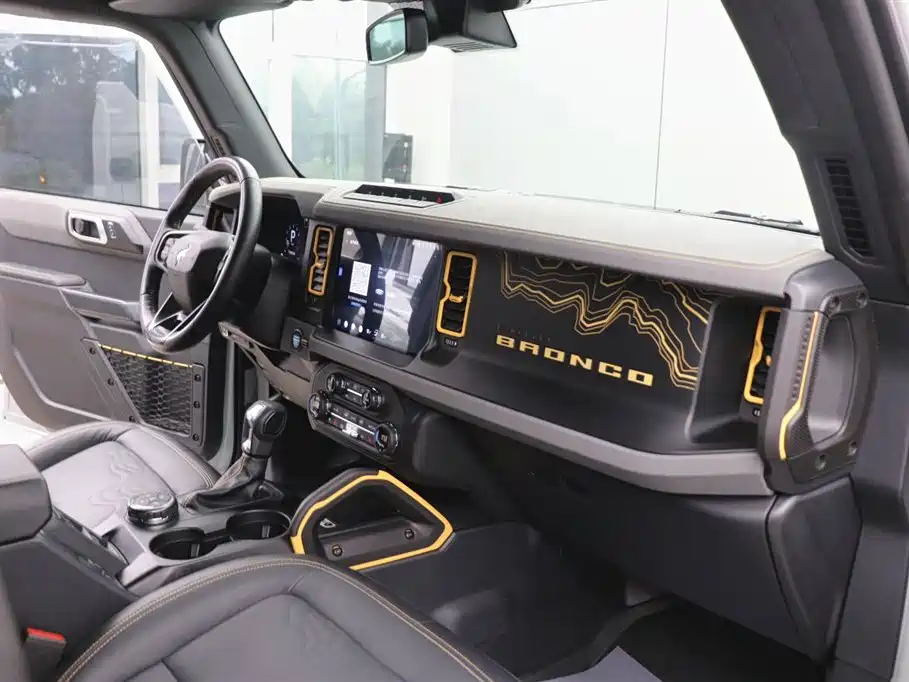 Ford Bronco 2024 2.3T Badlands