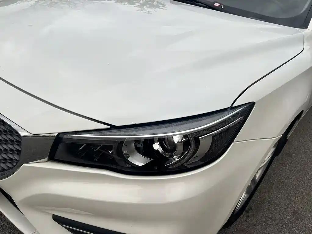 MG6 2018 20T Automatic Elite Smart Connect Edition China VI