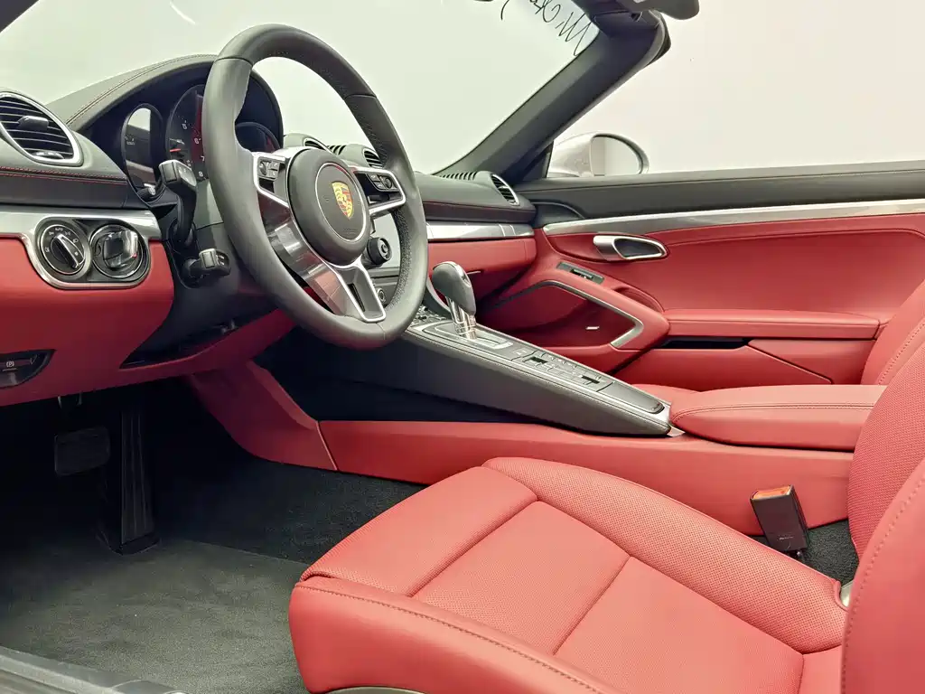 Porsche 718 Boxster 2.0T
