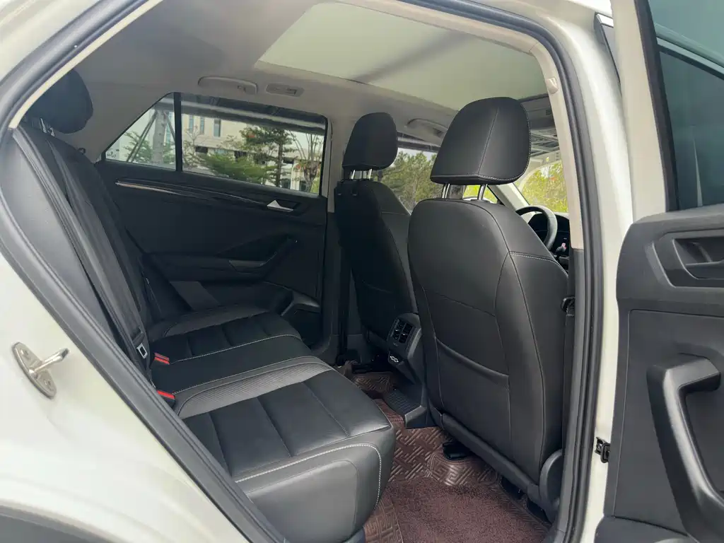 Volkswagen T-Roc 2022 280TSI DSG FWD Comfort Plus