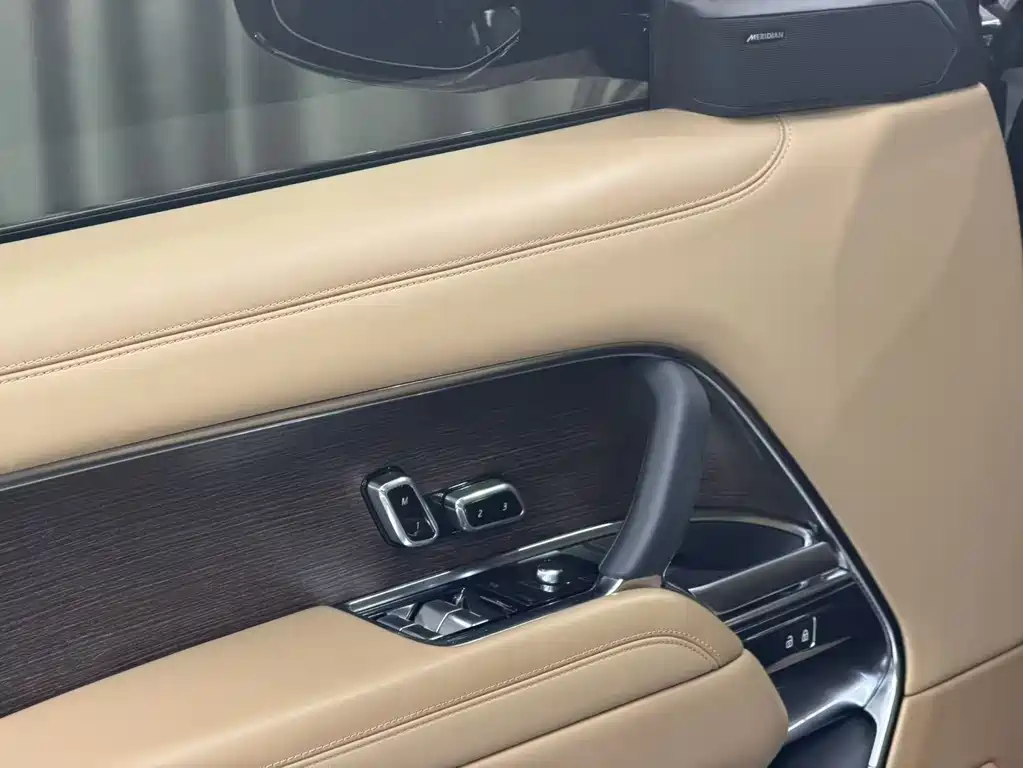 Range Rover 2023 3.0 L6 400PS Autobiography Seven-Seater Long Wheelbase