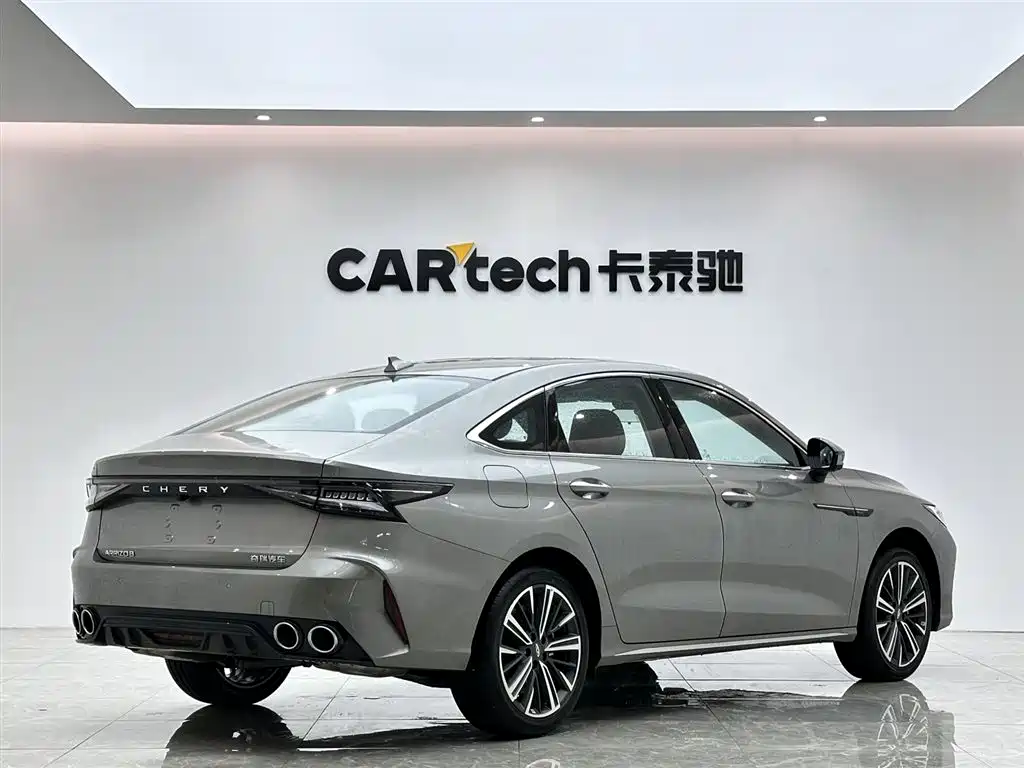 Chery Arrizo 8 2025 1.6T DCT Zhi
