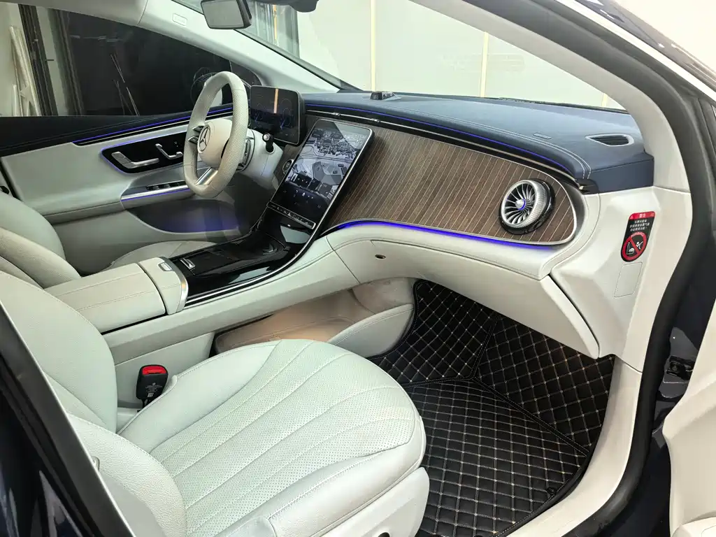 Mercedes-Benz EQE 500 4MATIC Pioneer Edition 2025