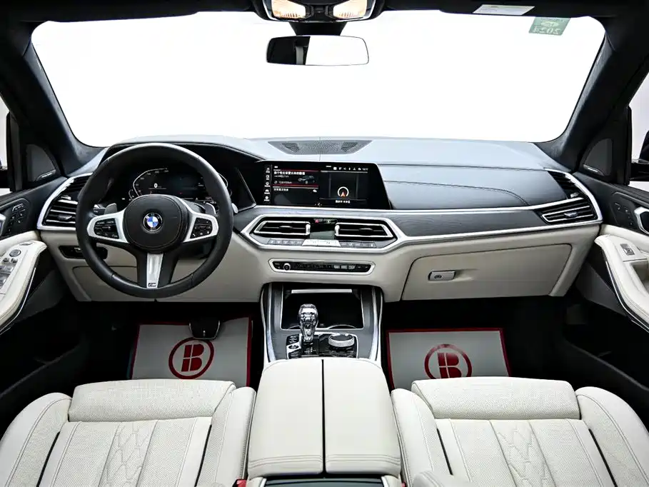 BMW X7 2022 xDrive40i M Sport Package