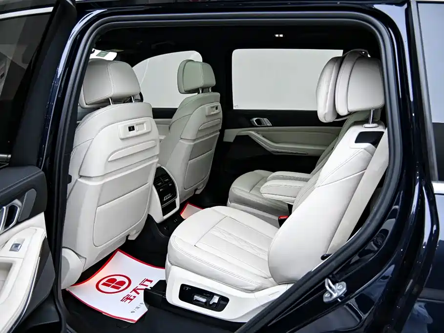 BMW X7 2022 xDrive40i M Sport Package