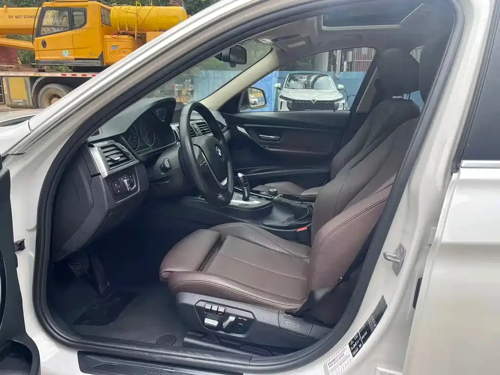 BMW 3 Series 2018 320Li xDrive Fashion Edition