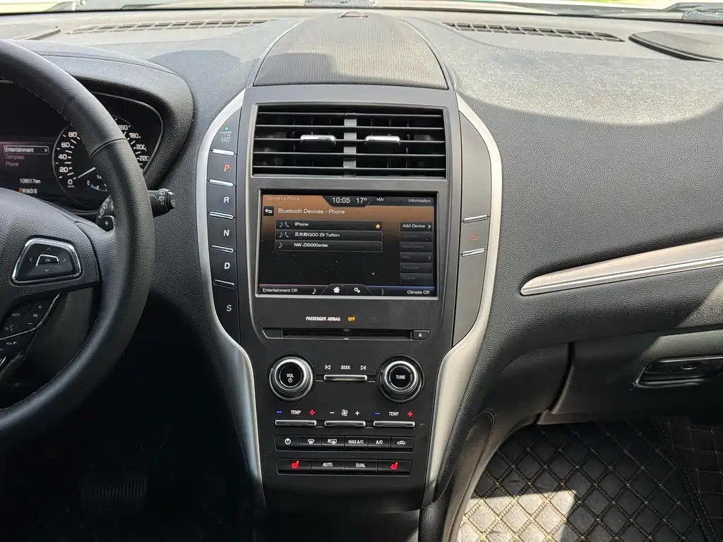 Lincoln MKC 2014 model 2.0T FWD Premium Edition