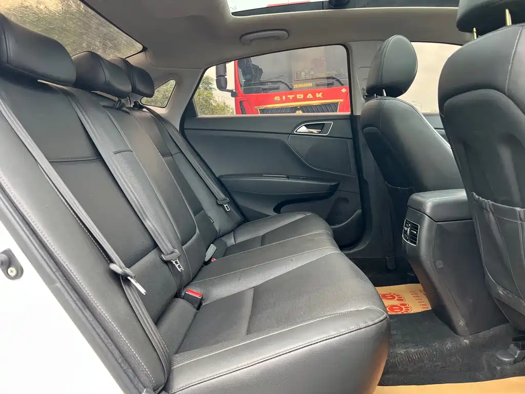 Hyundai Mistra 2017 1.6T Auto Intelligent GLS China V