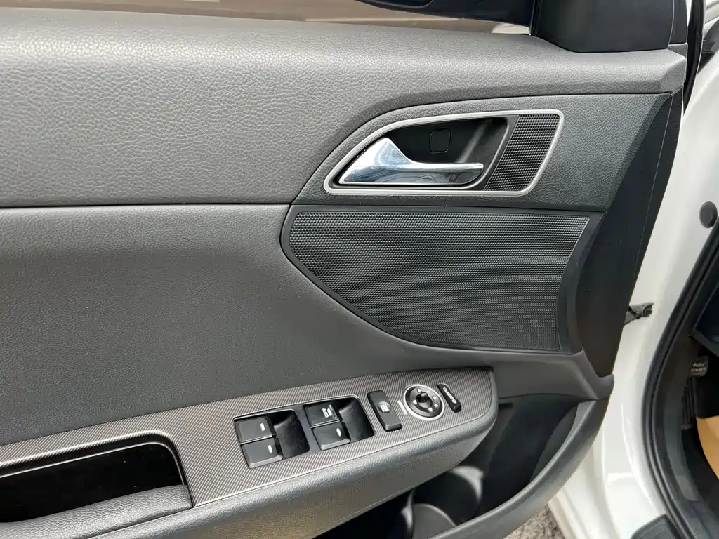 Hyundai Mistra 2017 1.6T Auto Intelligent GLS China V