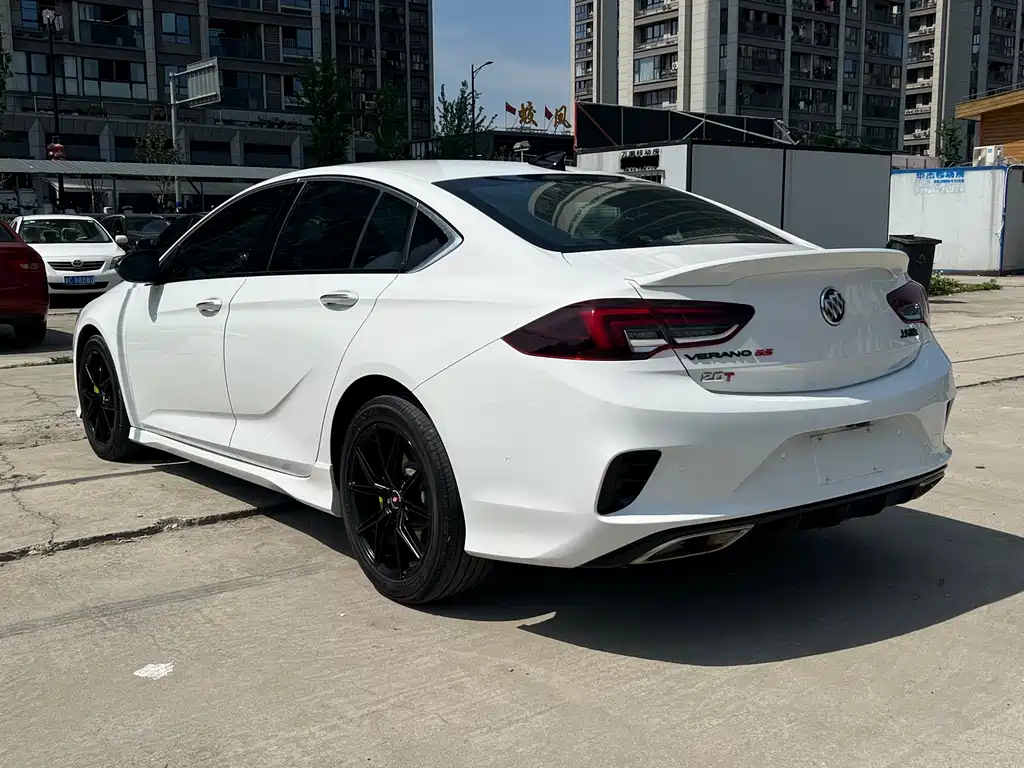 Buick Regal 2020 GS 28T Premium
