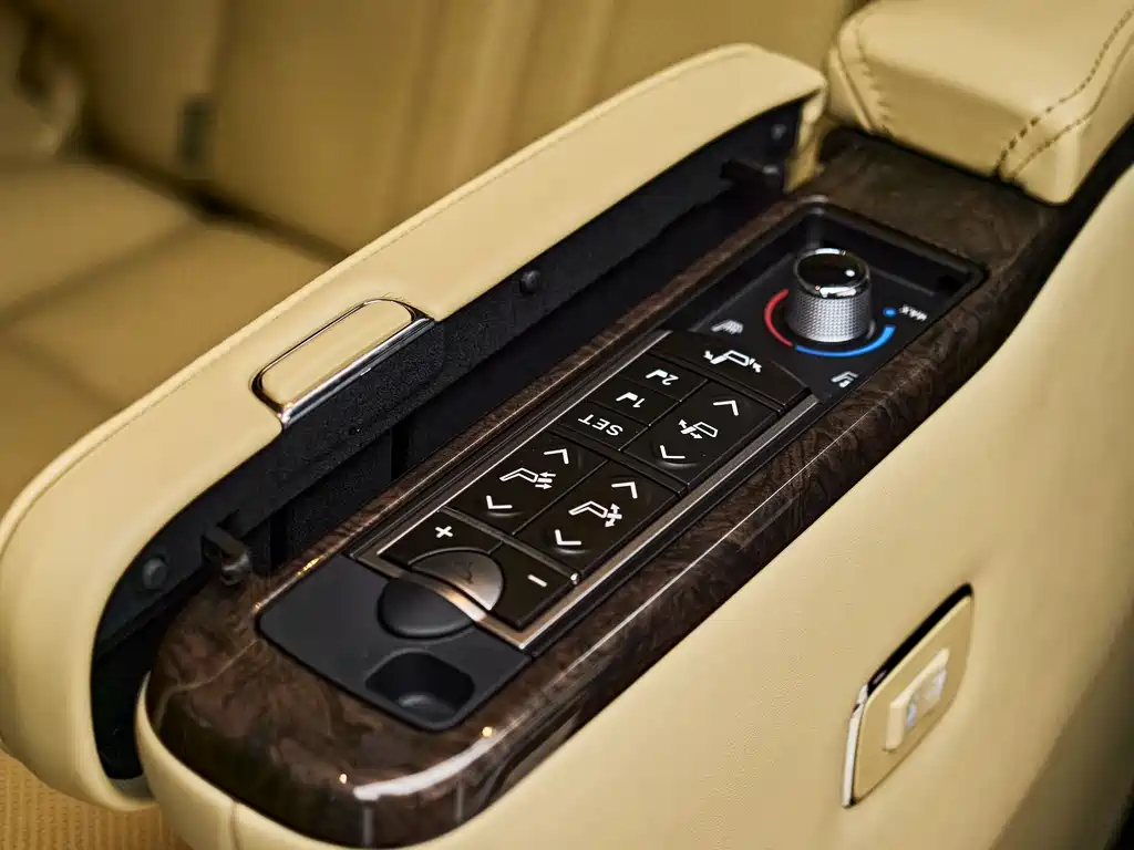 Toyota Alphard 2021 Hybrid 2.5L Premium Edition