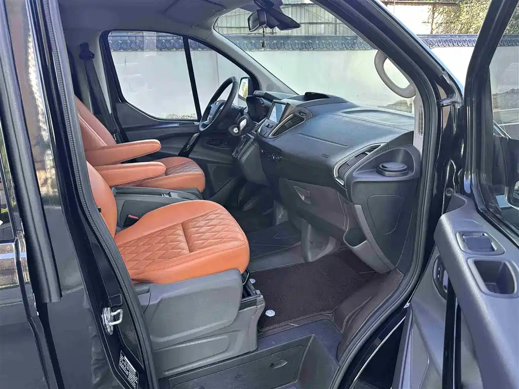 Ford Tourneo Custom 2020 2.0T Automatic Elite Edition China VI