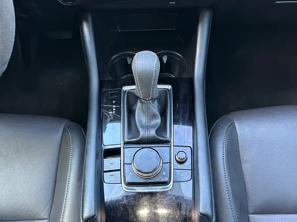 Mazda 3 Axela 2022 2.0L Automatic Zhiya Edition