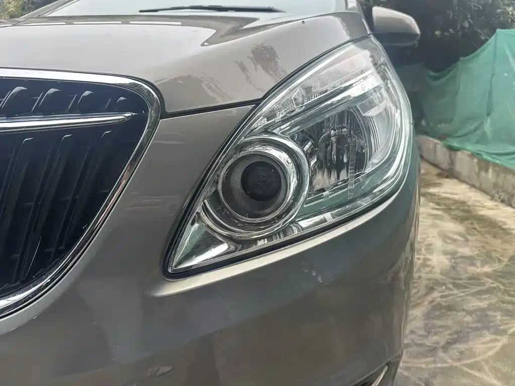 Buick GL8 2018 28T Luxury Edition China VI