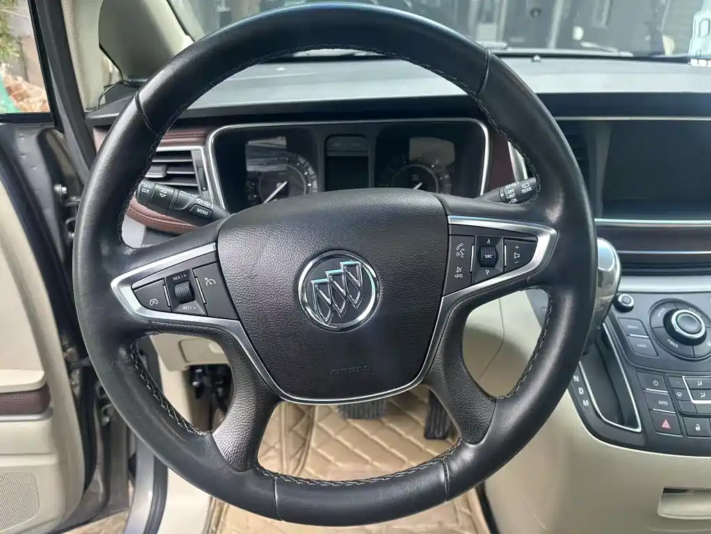 Buick GL8 2018 28T Luxury Edition China VI