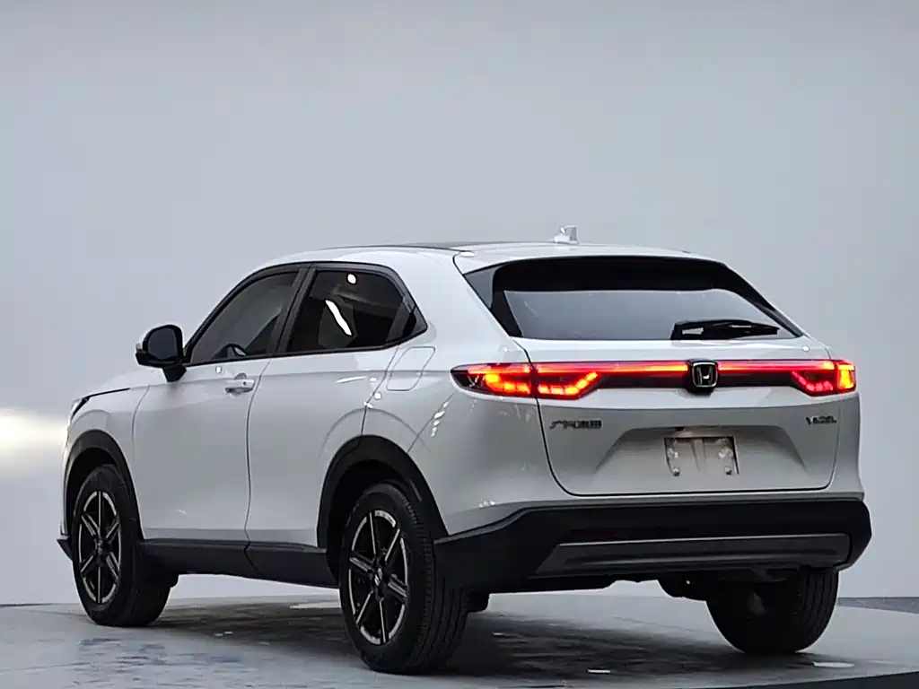 Honda Vezel 2023 1.5L CVT Pioneer Edition