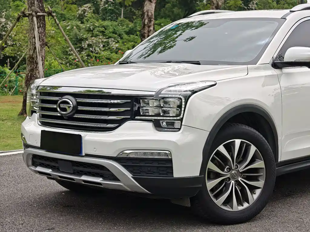 GAC Trumpchi GS8 2017 320T FWD Luxury Intelligent Connected Edition (7-Seater)
